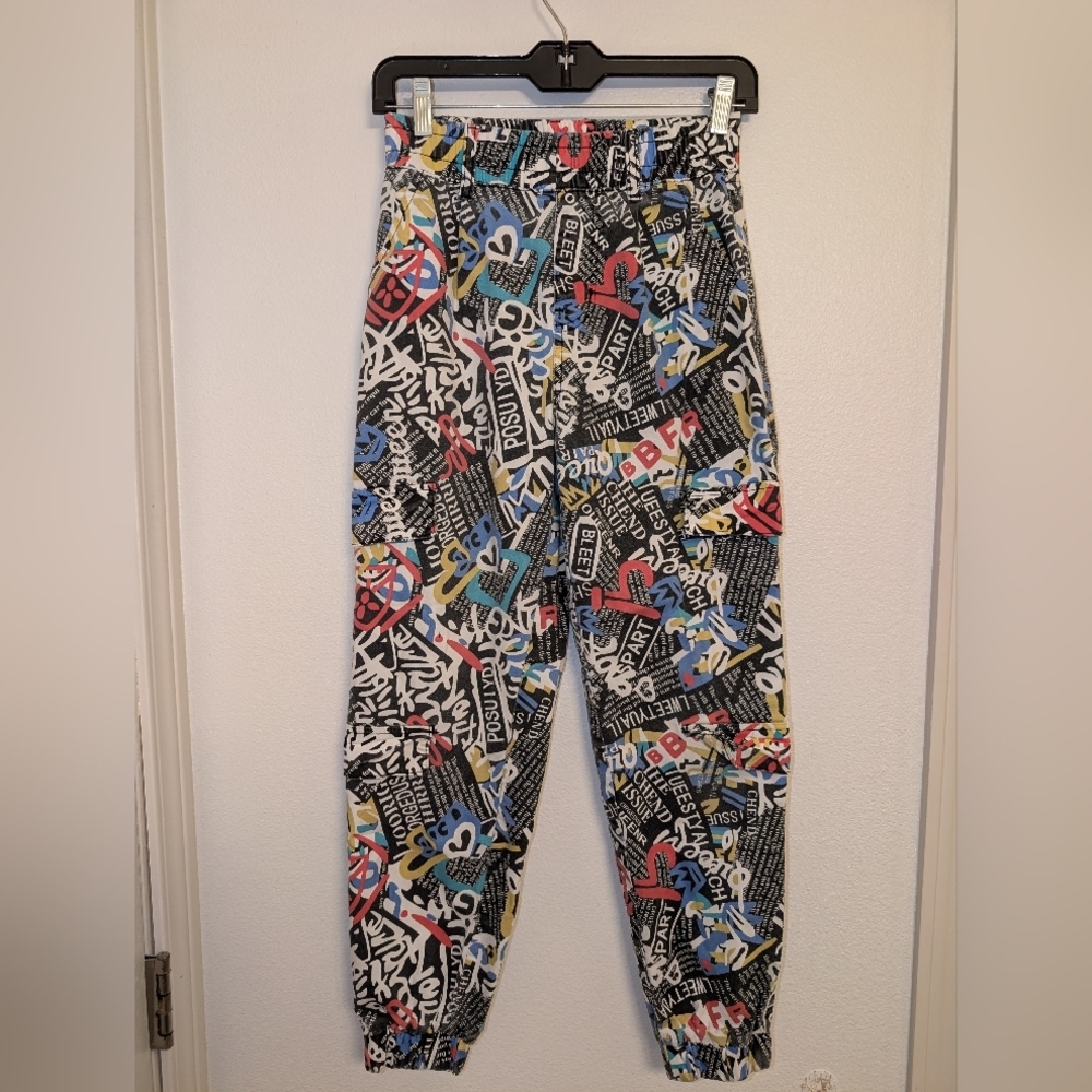 Vintage V.I.P Jeans Graffiti Streetwear Jogger Pants Size 5/27 All Over Print